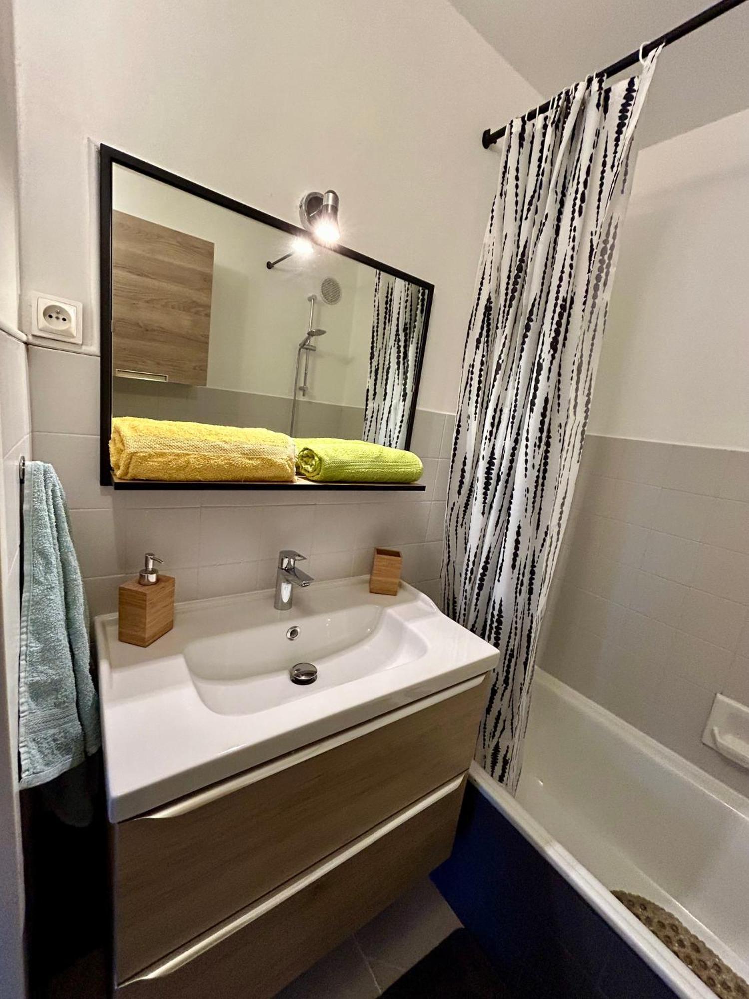 Cocoon Vue Mer ☆ En Face Du Port De Golfe-Juan ☆ Εξωτερικό φωτογραφία